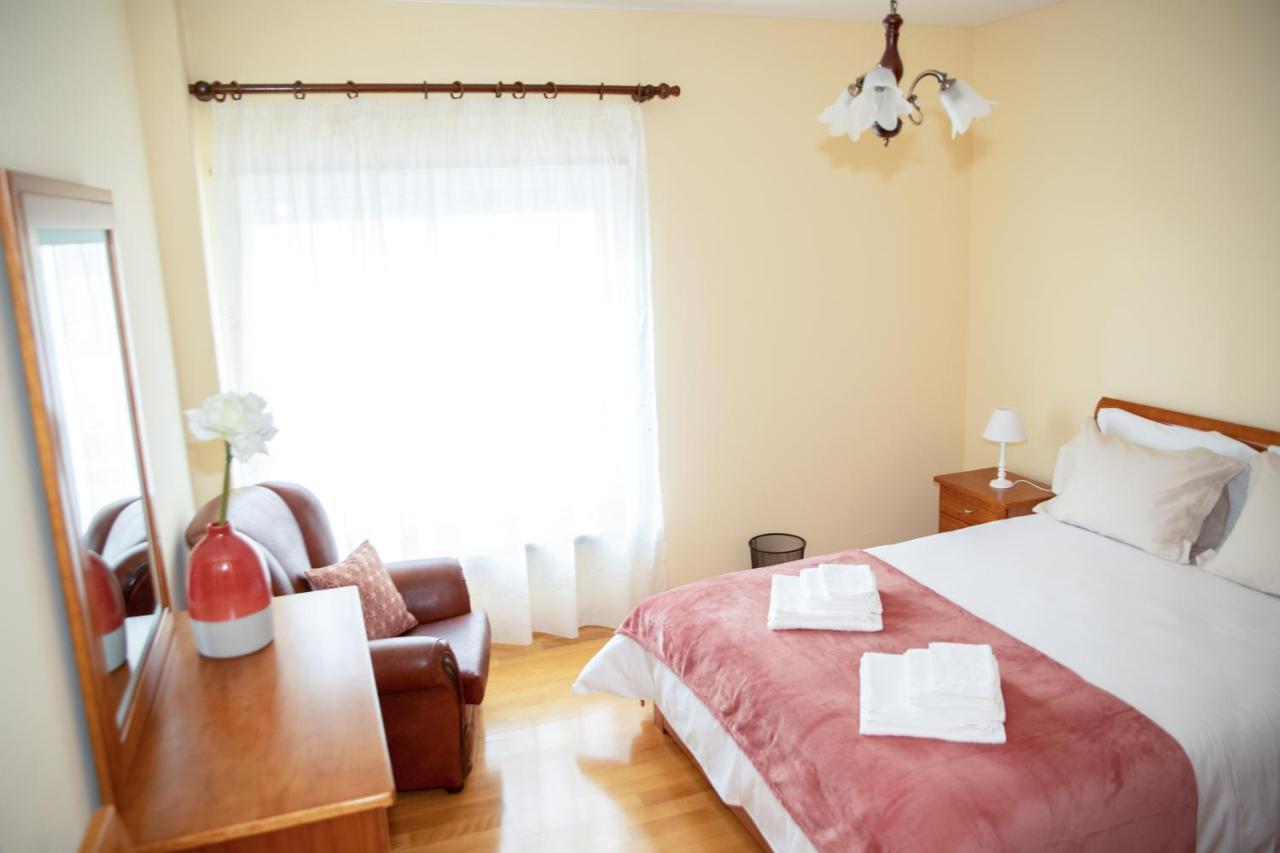 Vizinha'S Mommy'S Apartment ポンタ・デルガダ エクステリア 写真